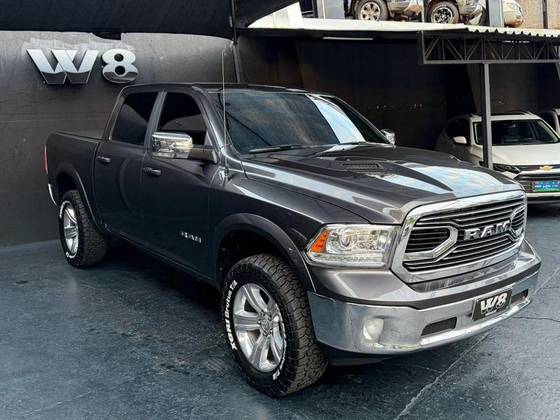 RAM CLASSIC 5.7 V8 GASOLINA LARAMIE CD 4X4 AUTOMÁTICO RAM CLASSIC 5.7 V8 GASOLINA LARAMIE CD 4X4 AUTOMÁTICO